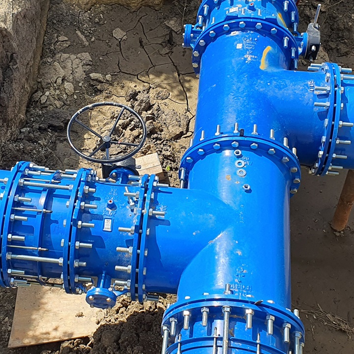 AVK products for water transmission pipeline reconstruction